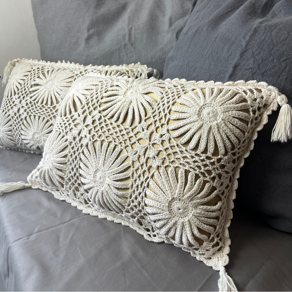 Crochet Throw Pillow Pair — Ivory Lumbar Accent Pillows 9″×14.5″ - Picture 2 of 7